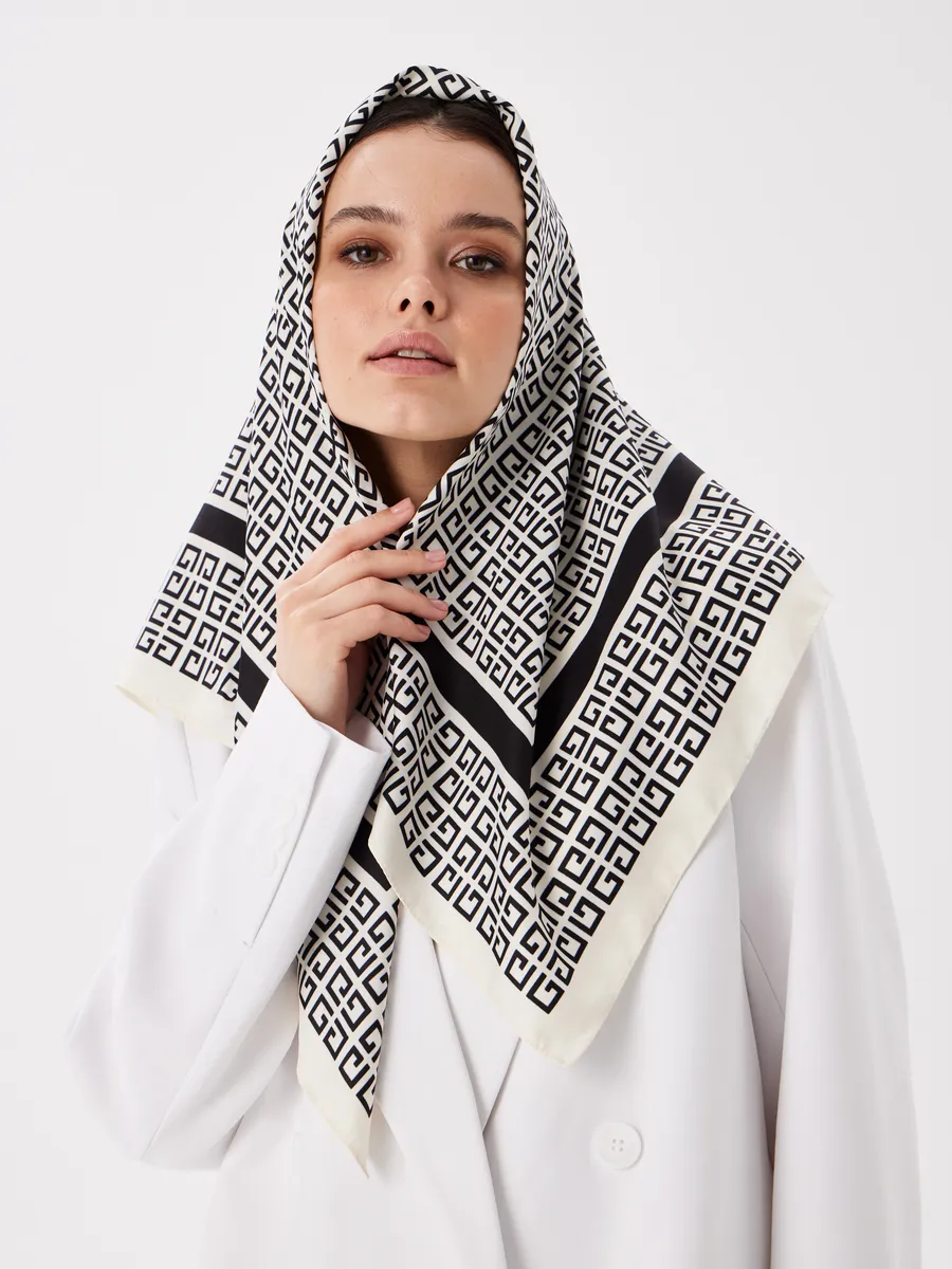 Lenço Estampado Emma Leblanc Nº02