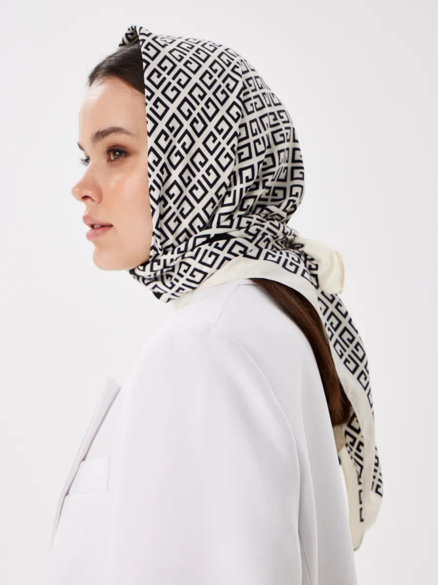 Lenço Estampado Emma Leblanc Nº02