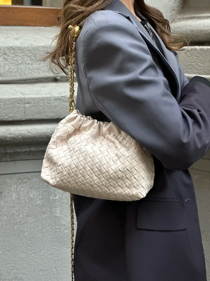 Bolsa Bucket Pequena Trançada Bella