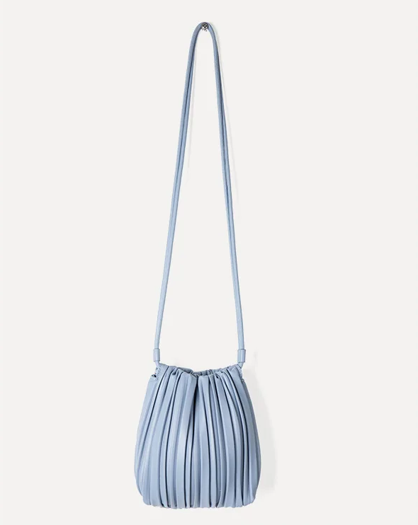 Bolsa Pequena Bucket Plissada Romy