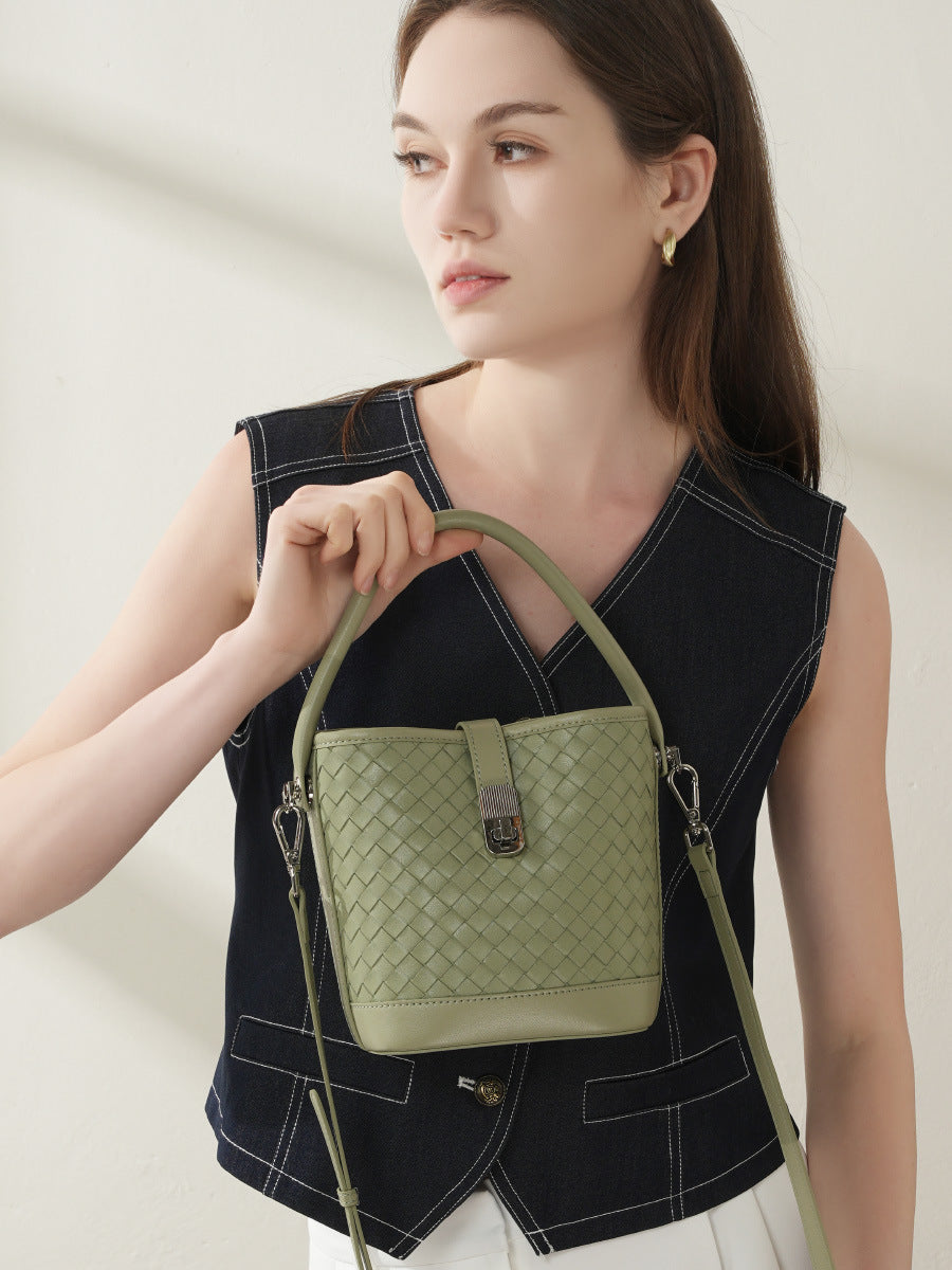 Bolsa Bucket Trançada Couro Legítimo Capri