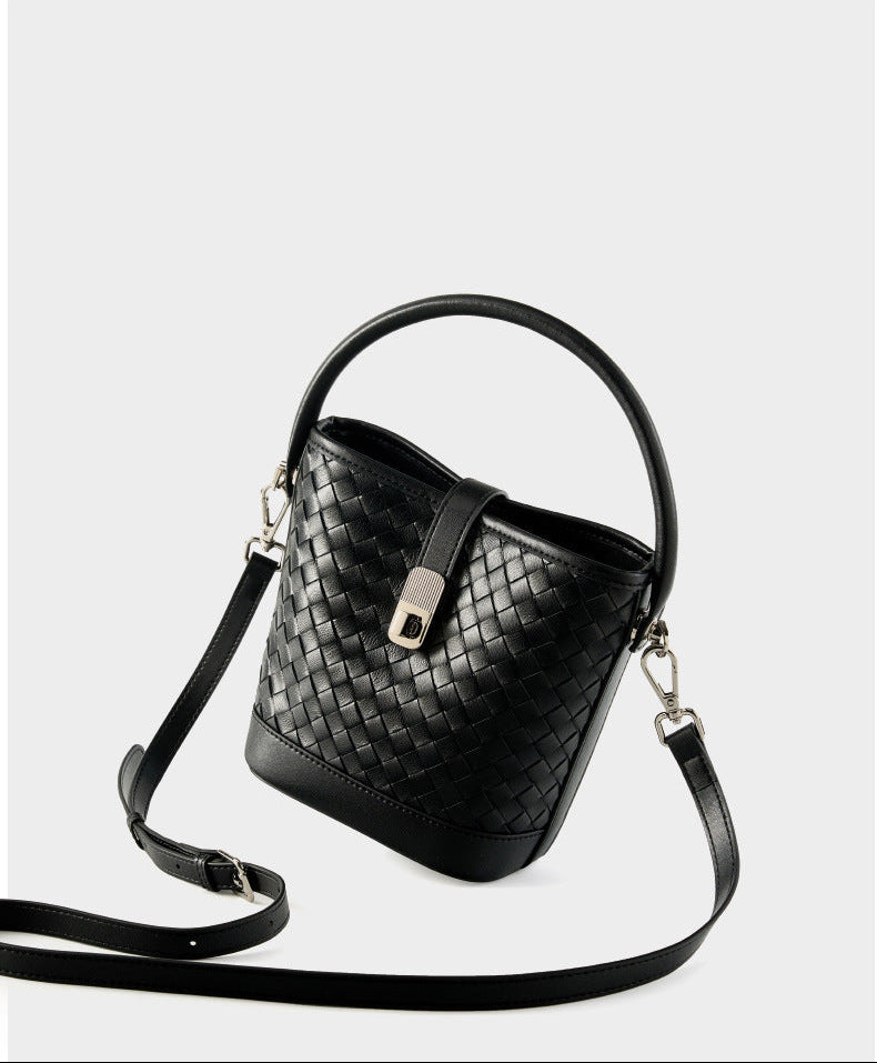Bolsa Bucket Trançada Couro Legítimo Capri