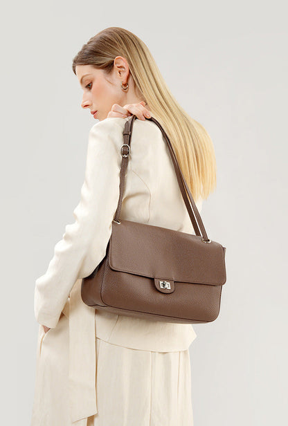 Bolsa Flap Couro Legítimo Chloe Média