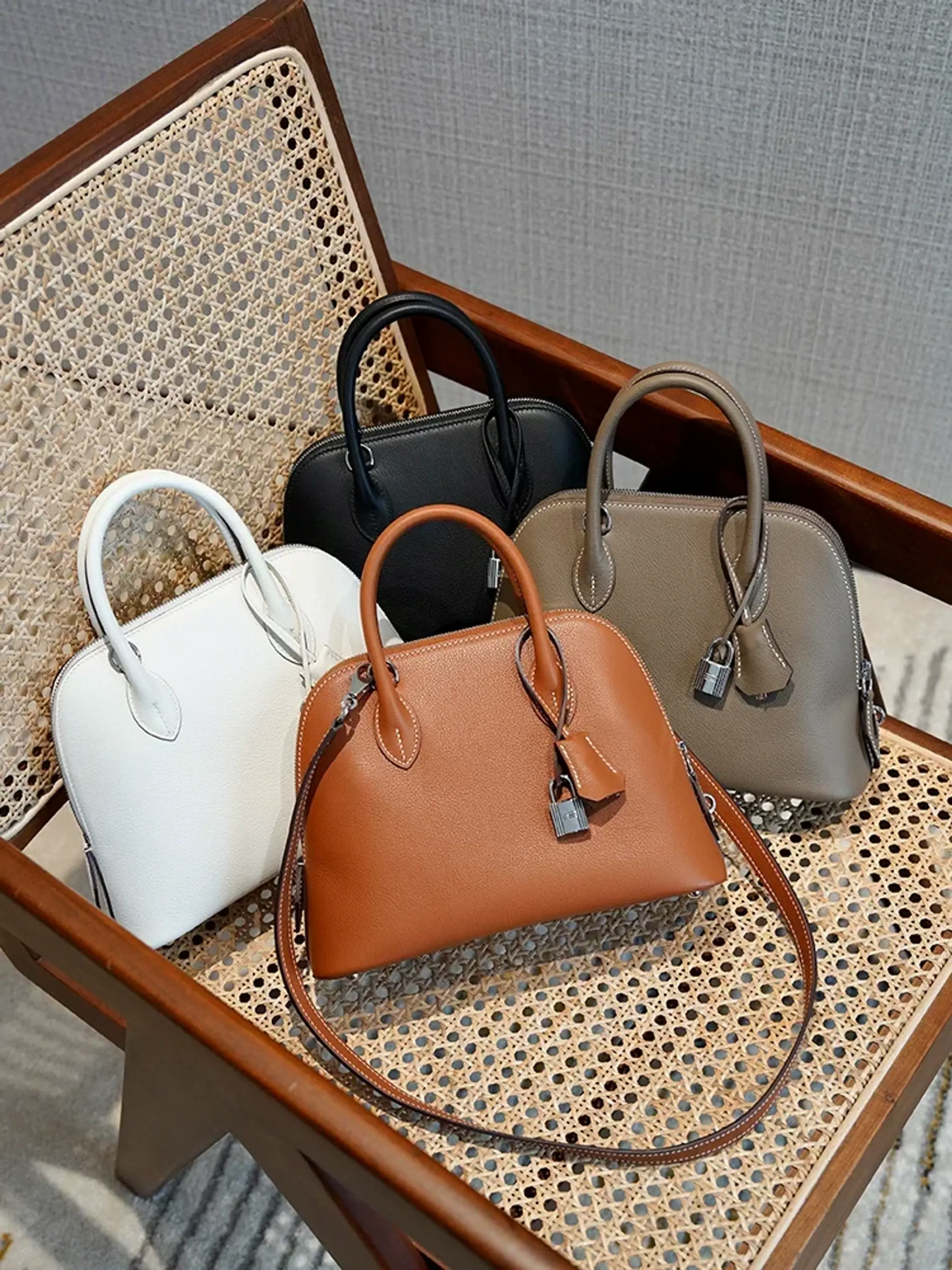 Bolsa Classic Pequena Couro Legítimo Lenzi