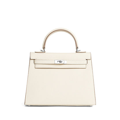 Bolsa Classic Média Couro Legítimo Madri Ferragem Prata