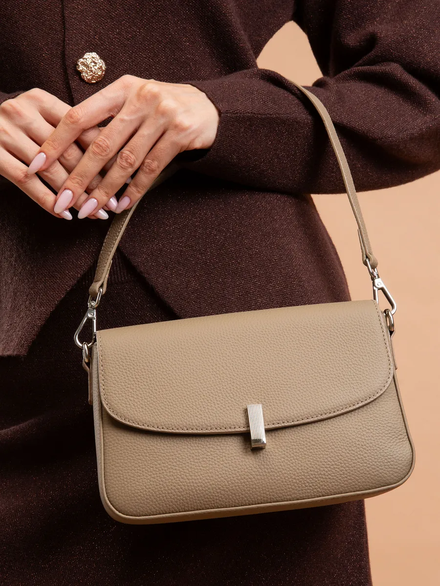 Bolsa Transversal Classic Pequena Couro Legítimo Oslo