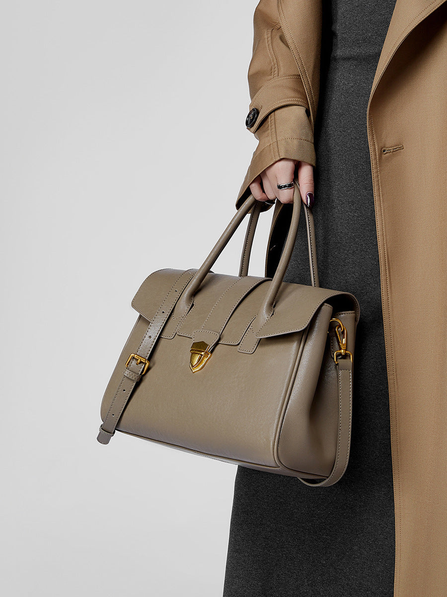 Bolsa Classic Média Couro Legítimo Napoli