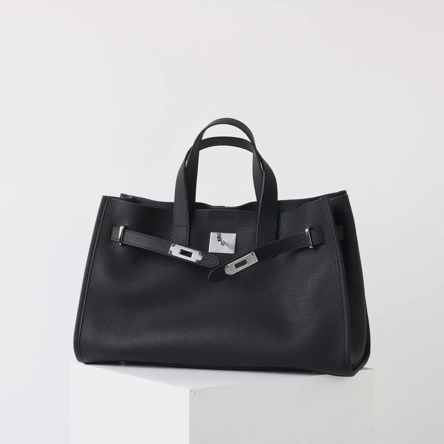 Bolsa Tote Grande Couro Legítimo Bonnet Ferragem Prata