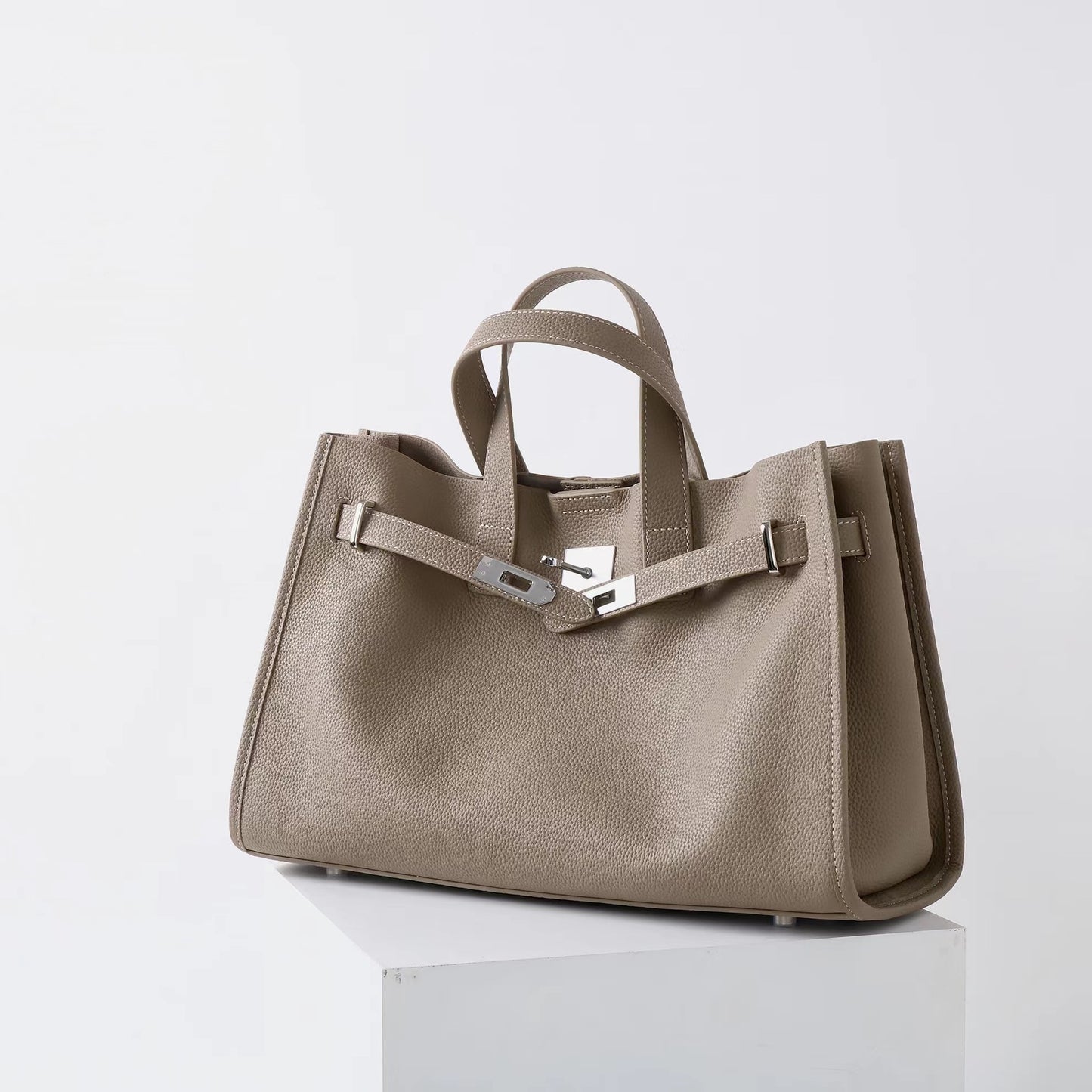 Bolsa Tote Grande Couro Legítimo Bonnet Ferragem Prata